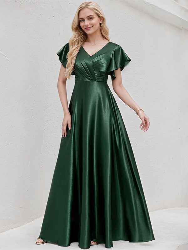 Grünes Satin A-Linien V-Ausschnitt bodenlanges Brautjungfernkleid mit Rüschen