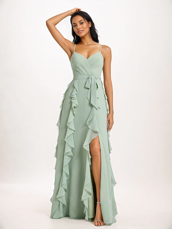 Staubiges Salbei A-Linien V-Ausschnitt Rüschen bodenlanges Chiffon Brautjungfernkleid