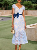 Robe midi sirène classique en organza bleu avec nœud, jacquard, manches courtes, embellie de strass hotfix