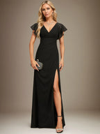 Eng anliegendes, bodenlanges Chiffonkleid mit V-Ausschnitt, plissierten Pailletten und Perlenbesatz