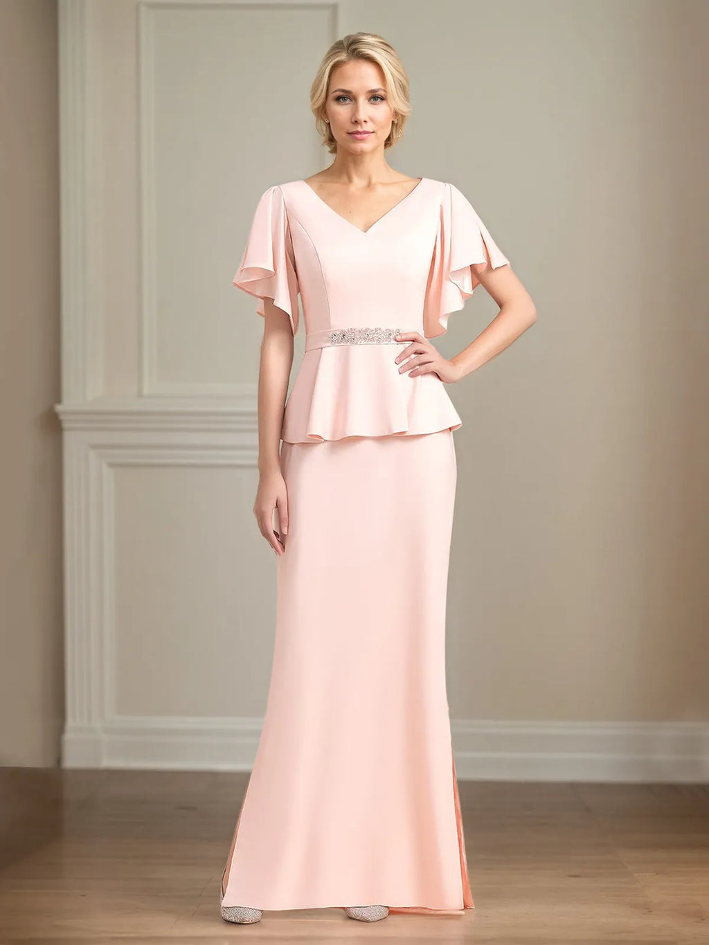 Vestido largo de madre de la novia de gasa con escote en V, mangas cortas y volantes plisados