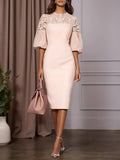 Vestido midi ajustado rosa con encaje, cuello redondo clásico, manga corta y manga globo
