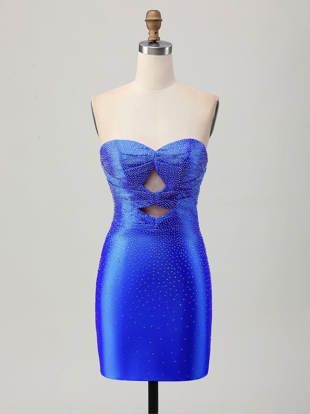 Vestido corto mini ajustado sin tirantes de satén con recortes y abalorios