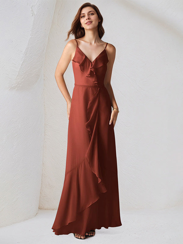Vestido longo de dama de honra ferrugem de chiffon com alças finas, corte evasê e sem mangas
