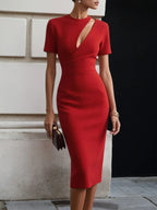 Rotes klassisches Midikleid mit Ausschnitten, Rundhalsausschnitt und kurzen Ärmeln