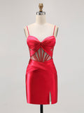 Robe mini plissée moulante avec corset transparent et fente
