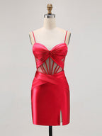 Robe mini plissée moulante avec corset transparent et fente