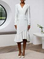 Vestido blazer midi sirena blanco con cuello chal y volantes