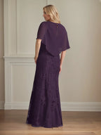 Trompeten-/Meerjungfrauen-Chiffon-Kleid mit Rundhalsausschnitt, Cape-Ärmeln und bodenlang