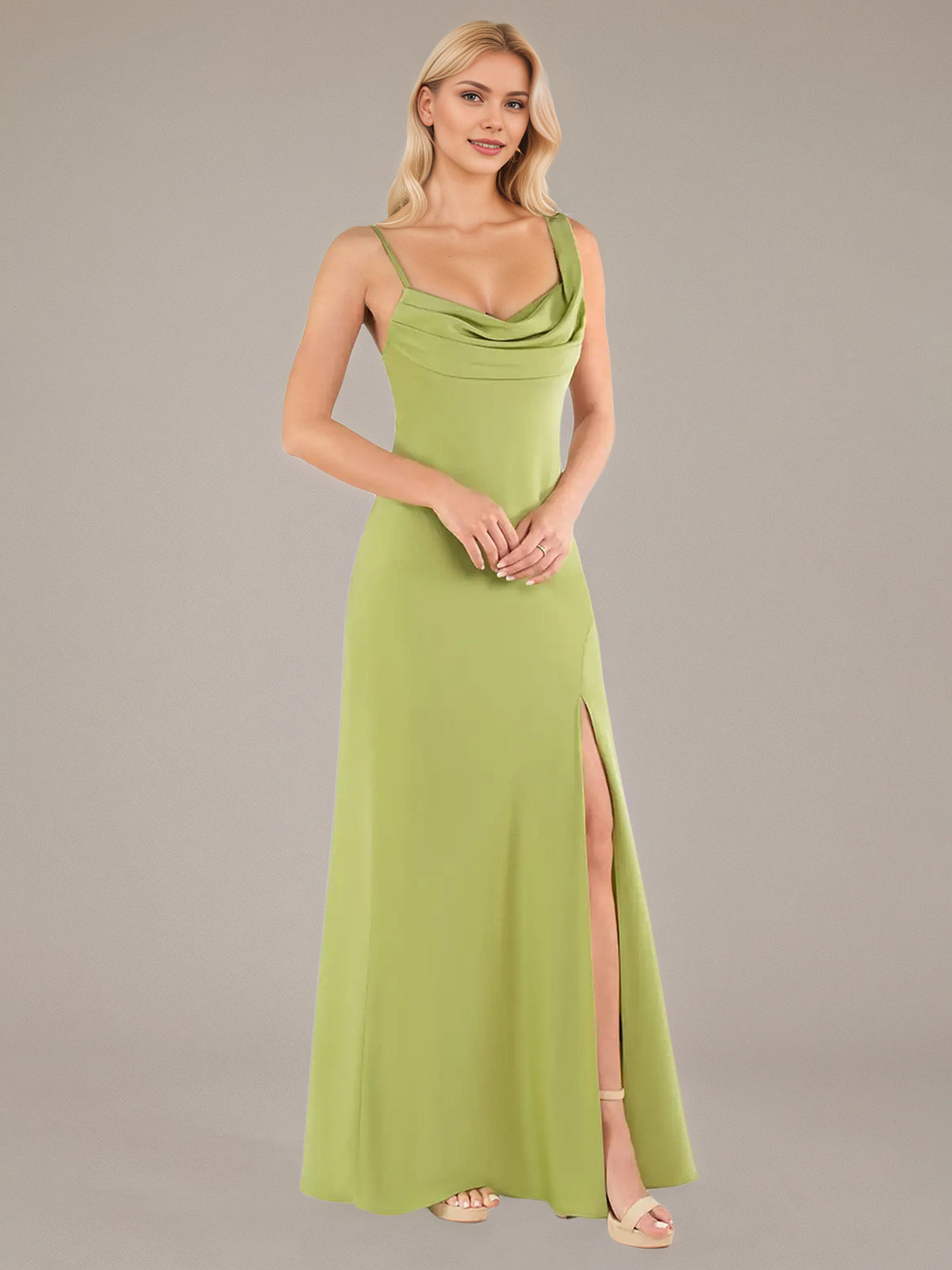Vestidos longos tubinho/coluna verdes, assimétricos, sem mangas, de cetim