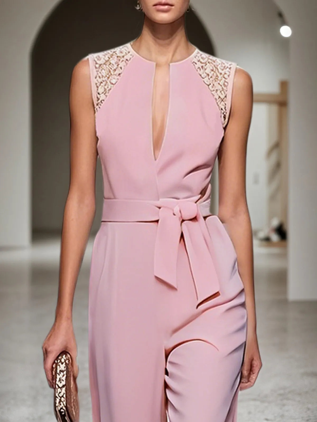 Damen rosa Spitzen V-Ausschnitt ärmelloser eleganter Jumpsuit