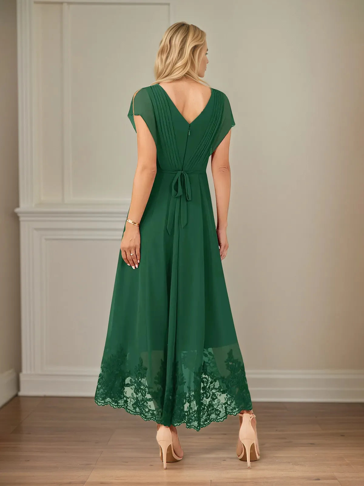 A-Linien Chiffon Kleid mit V-Ausschnitt, flatternden Ärmeln, knöchellang mit Applikationen