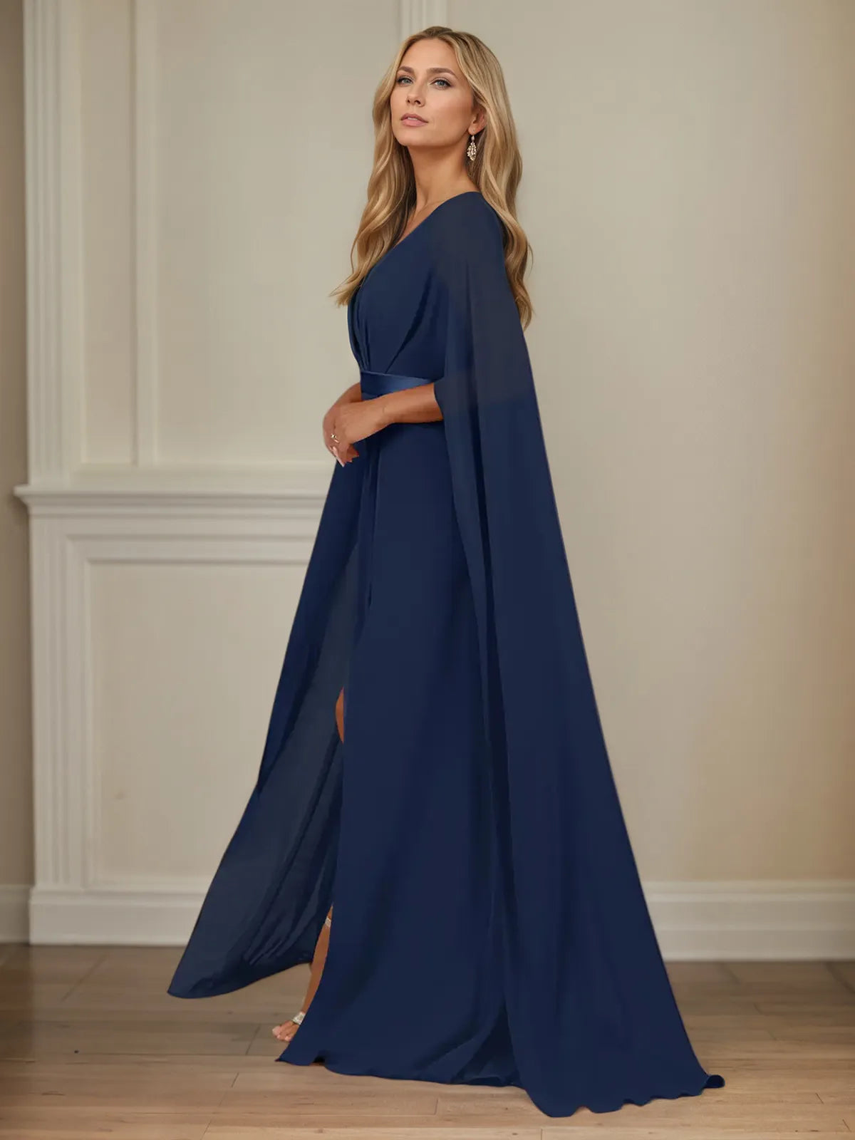 A-Linie V-Ausschnitt Cap-Ärmel bodenlanges Chiffon Kleid für die Brautmutter