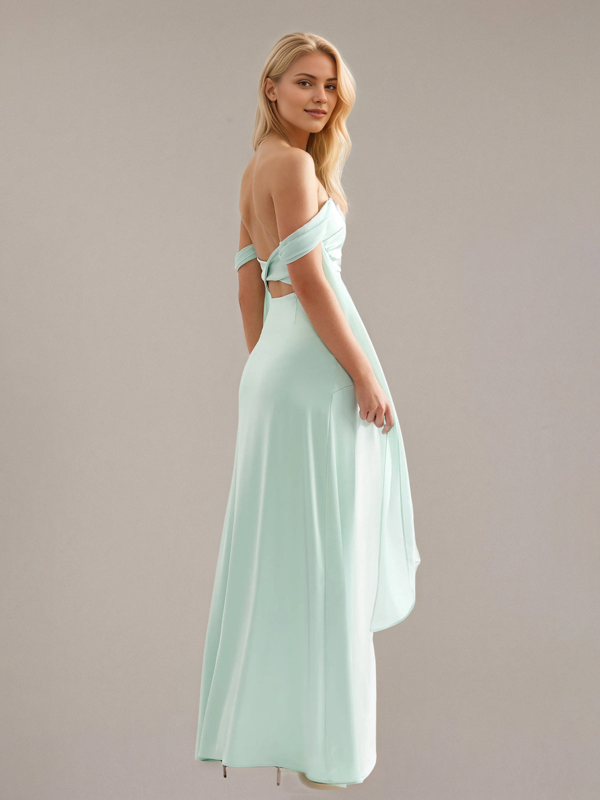 Vestido largo de satén color menta sin mangas con escote off-shoulder y corte tubo