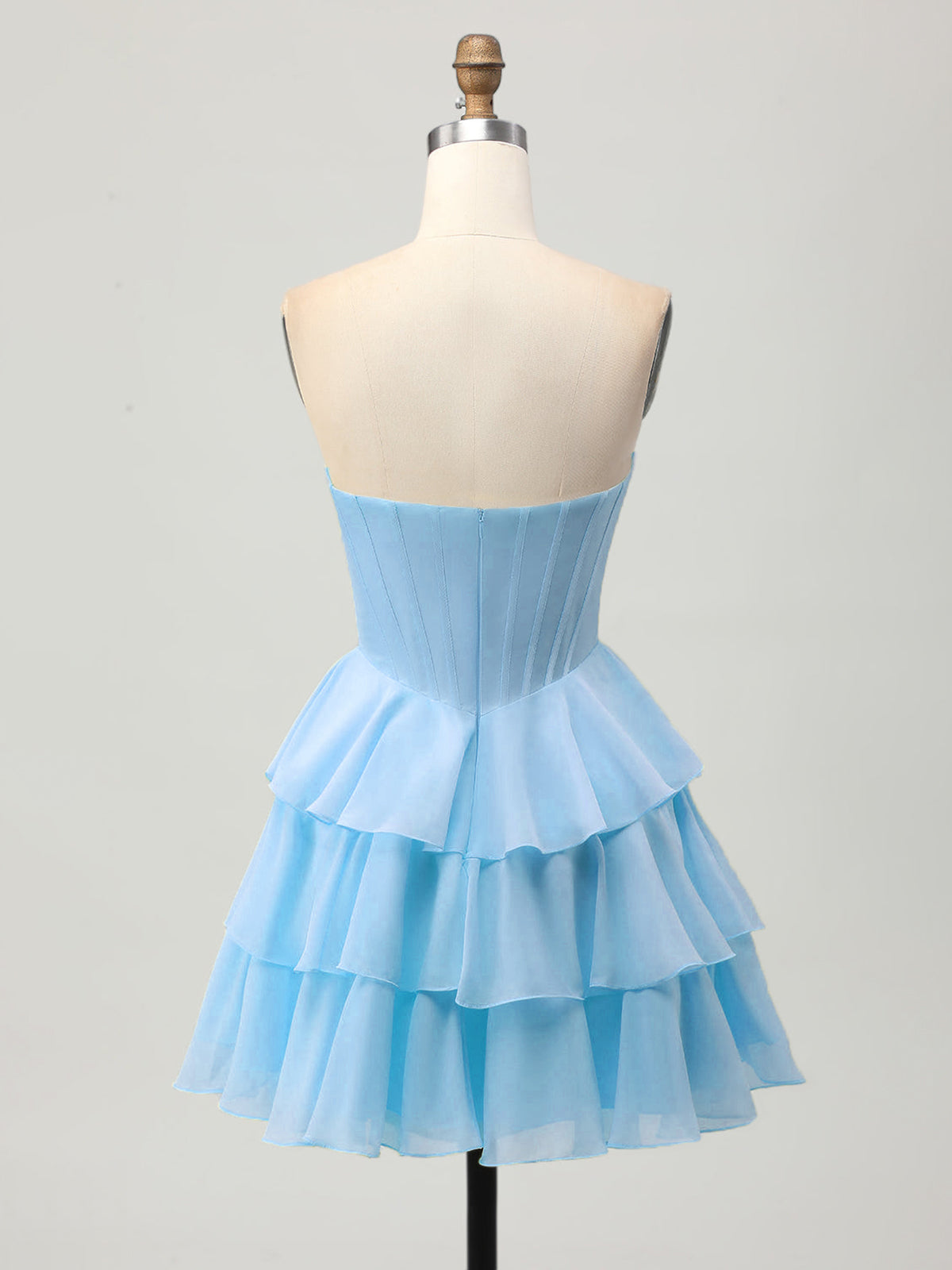 Vestido de regreso a casa línea A sin tirantes con corsé en capas y abalorios