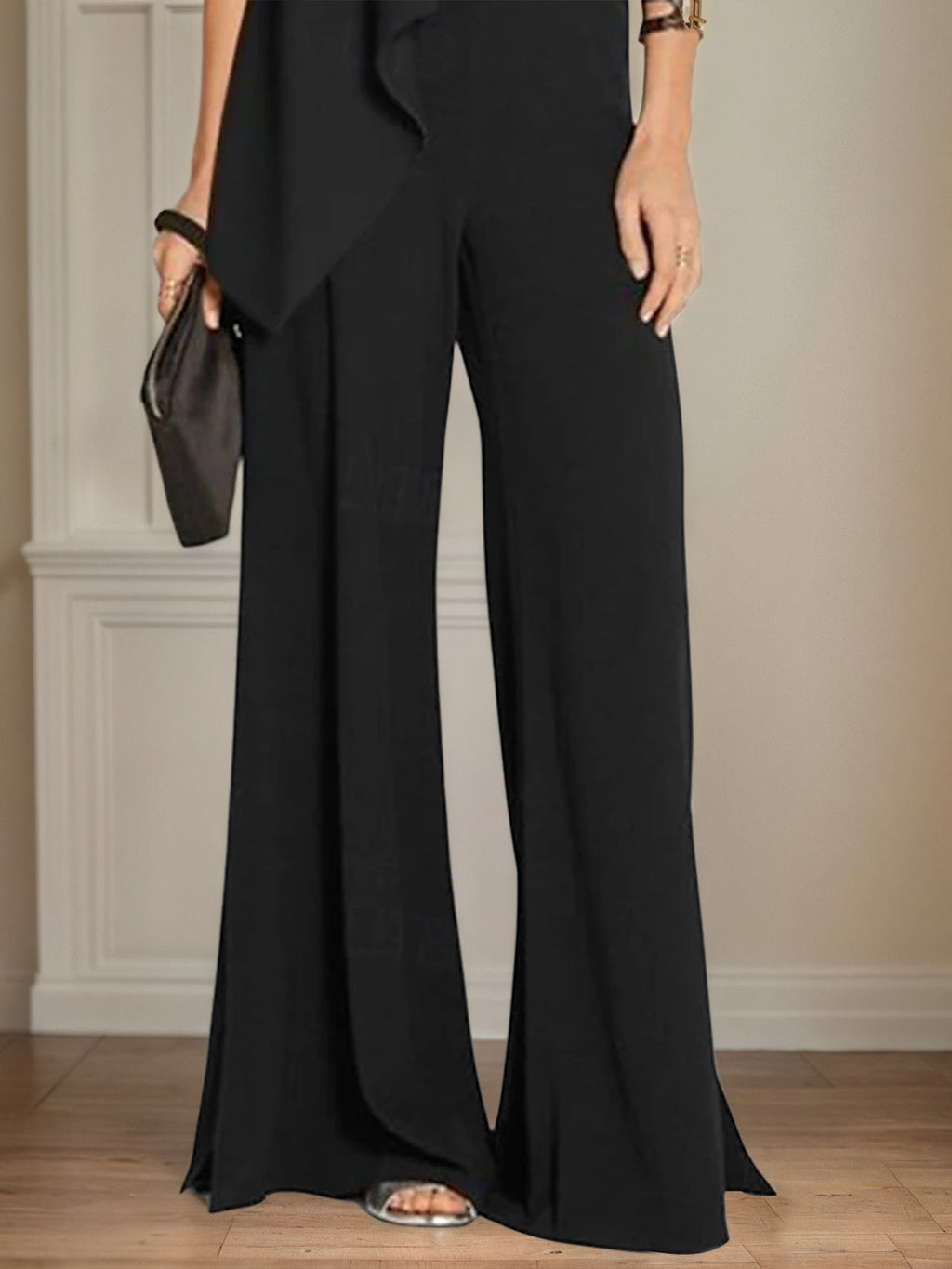Tuta nera in chiffon con maniche corte asimmetriche e lunghezza fino al pavimento, abito da madre della sposa