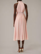 Vestidos rosa em chiffon com decote halter, sem mangas, comprimento tea