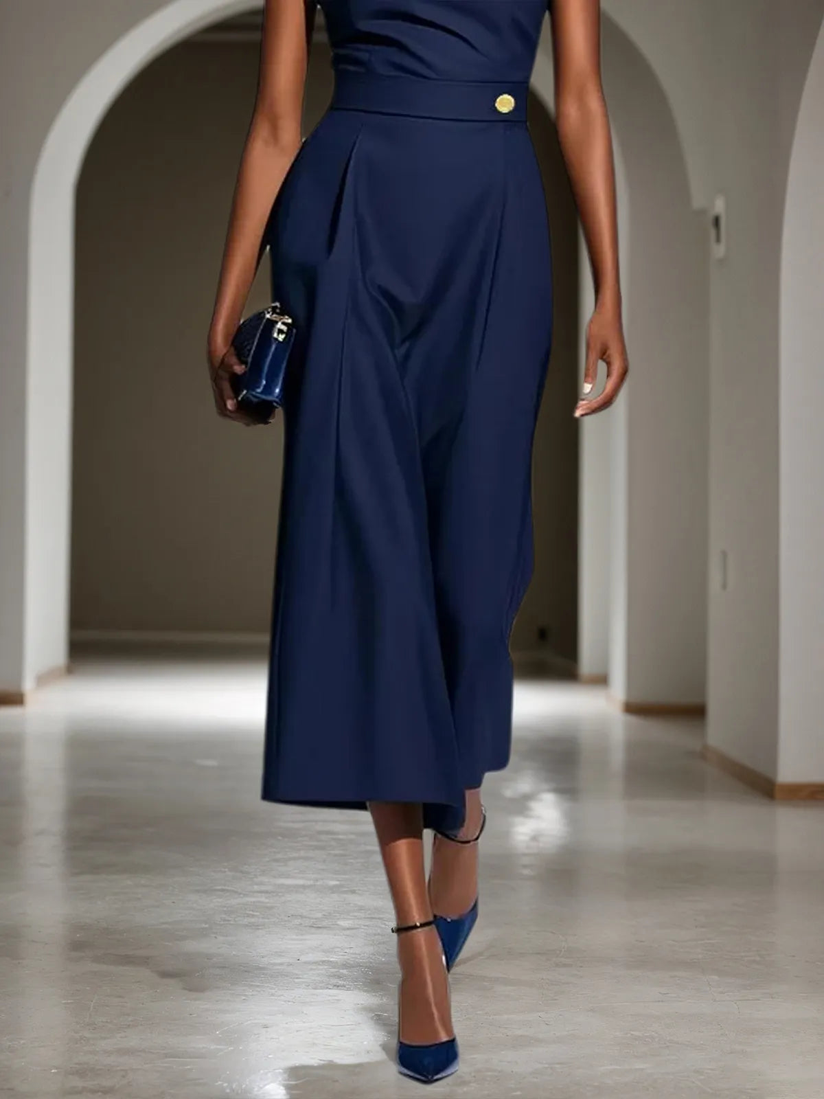 Robe midi classique bleu violacé à épaules dénudées manches courtes avec boucle