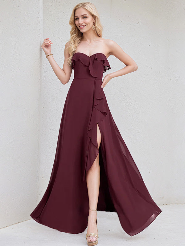 Abito damigella a linea A in chiffon Cabernet con scollo a cuore, senza maniche e lungo fino a terra