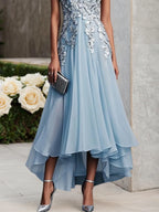 Robe de bal bleu clair en dentelle asymétrique en chiffon col en V sans manches ligne A maxi