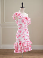 Vestido curto justo com babados e estampa floral, um ombro só, para formatura