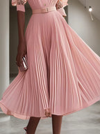 Vestido midi rosa en línea A de gasa plisada con encaje y escote en V