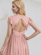 Vestido de madrinha rosa antigo de chiffon em linha A com decote em V, sem mangas, comprimento até o chão e babados
