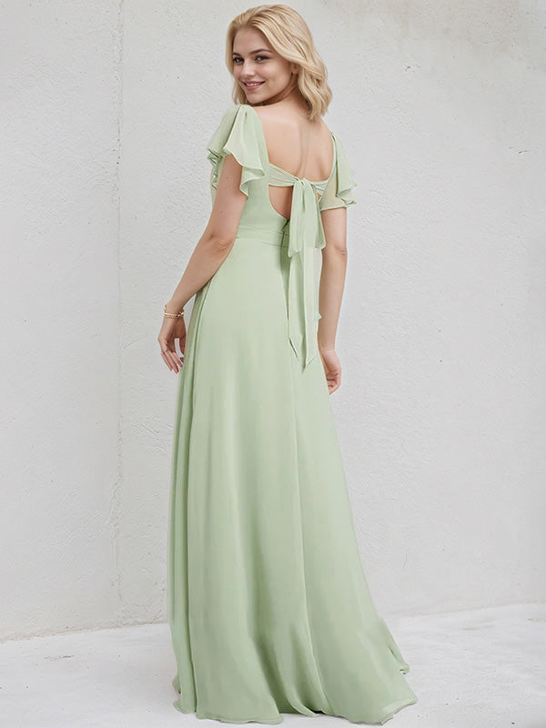 Vestido de dama de honor largo de gasa celadón, línea A, escote en V, mangas cortas y con volantes