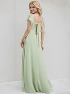 Vestido de dama de honor largo de gasa celadón, línea A, escote en V, mangas cortas y con volantes