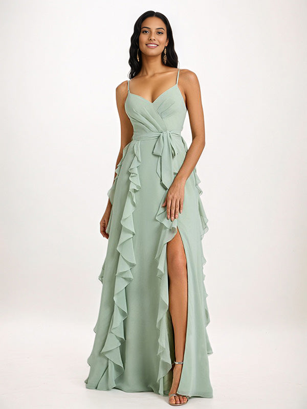Staubiges Salbei A-Linien V-Ausschnitt Rüschen bodenlanges Chiffon Brautjungfernkleid