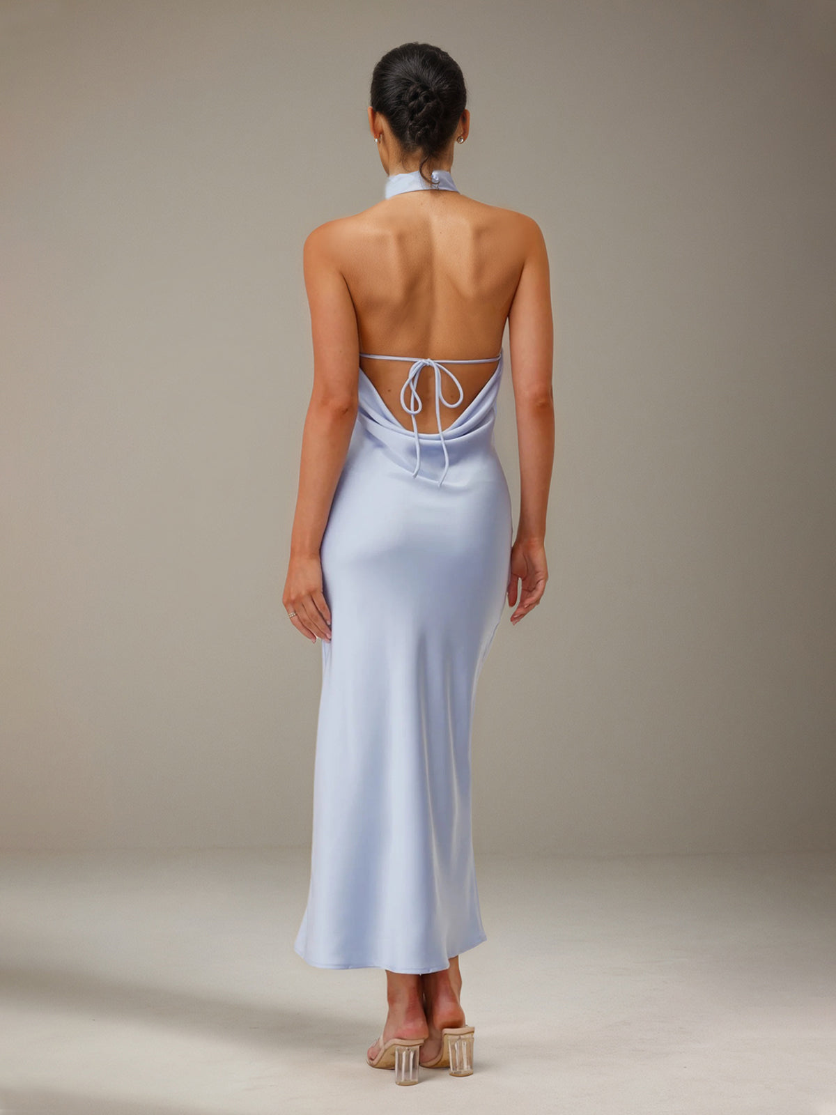 Vestidos de Dama de Honra em Cetim Azul, Modelo Tubinho/Coluna, Decote Alto, Comprimento Tornozelo