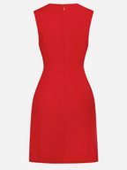 Vestido mini clásico línea A rojo con hebilla de mariposa, escote redondo y sin mangas para graduación