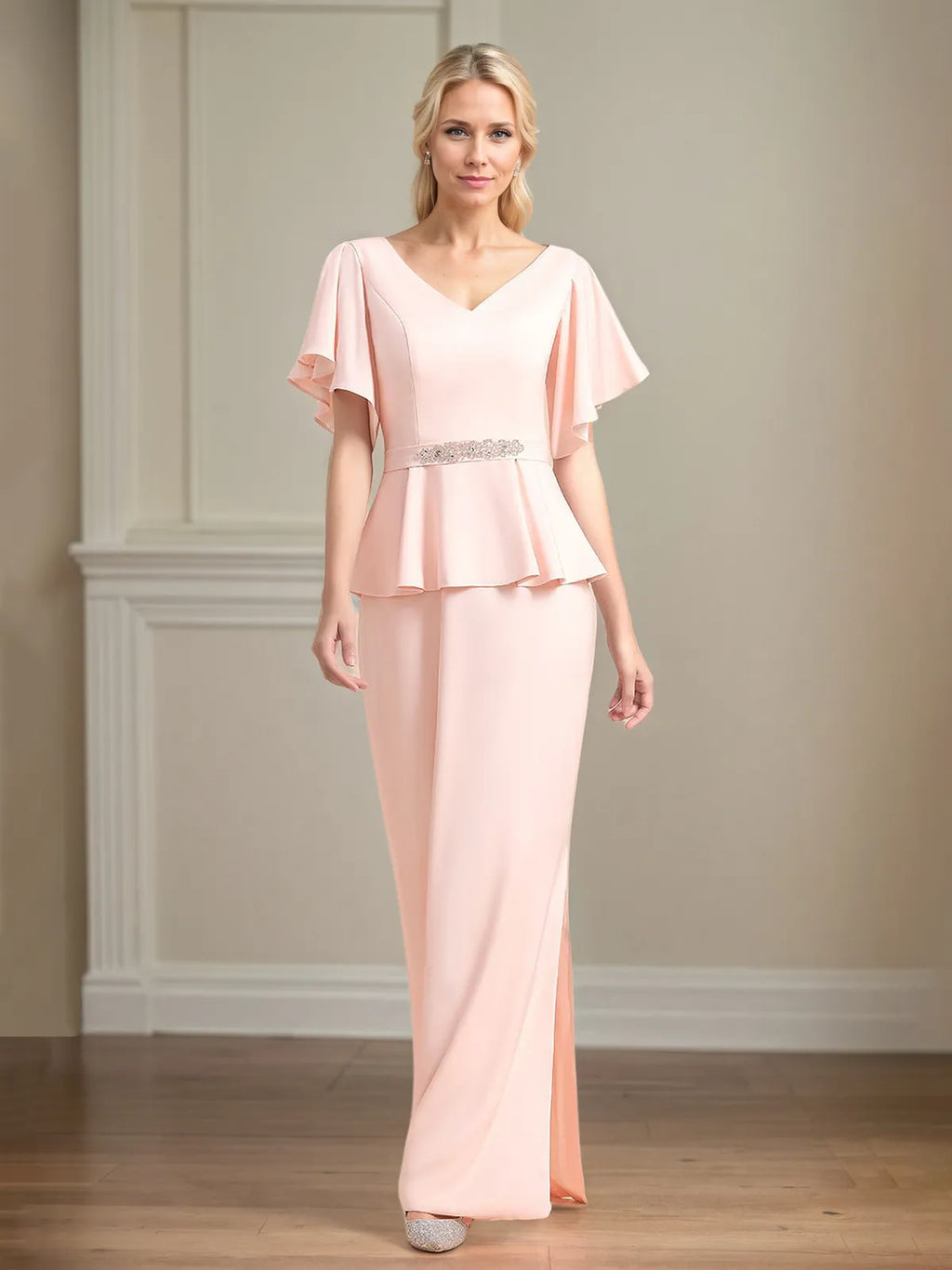 Vestido largo de madre de la novia de gasa con escote en V, mangas cortas y volantes plisados