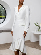 Vestido blazer midi sirena blanco con cuello chal y volantes