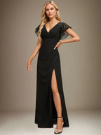 Eng anliegendes, bodenlanges Chiffonkleid mit V-Ausschnitt, plissierten Pailletten und Perlenbesatz