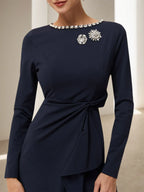 Abito midi blu navy a linea A con strass