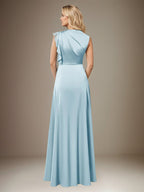 Himmelblaues A-Linien Satin Kleid mit hohem Ausschnitt, ärmellos, bodenlang