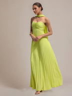 Vestido largo plisado de gasa verde con línea A, off shoulder y sin mangas