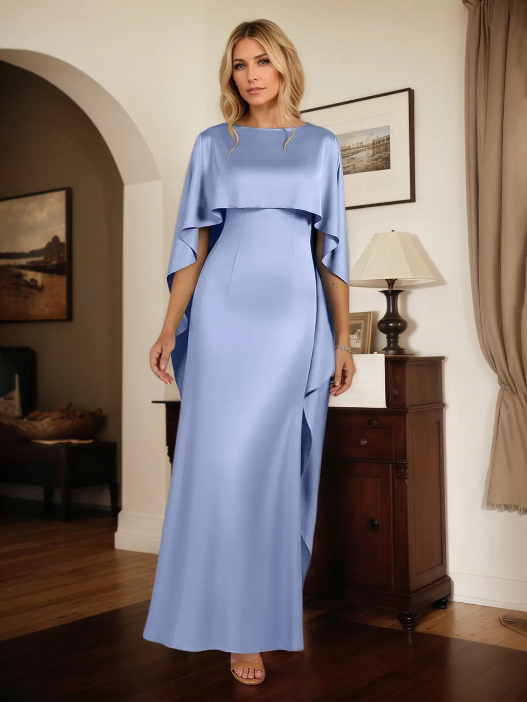 Robe longue fourreau/colonne en crêpe stretch col bateau manches cape
