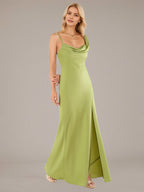 Vestidos longos tubinho/coluna verdes, assimétricos, sem mangas, de cetim