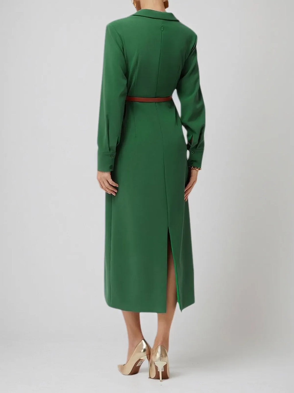 Vestido midi tipo sheath/column con cuello de solapa y mangas largas verde