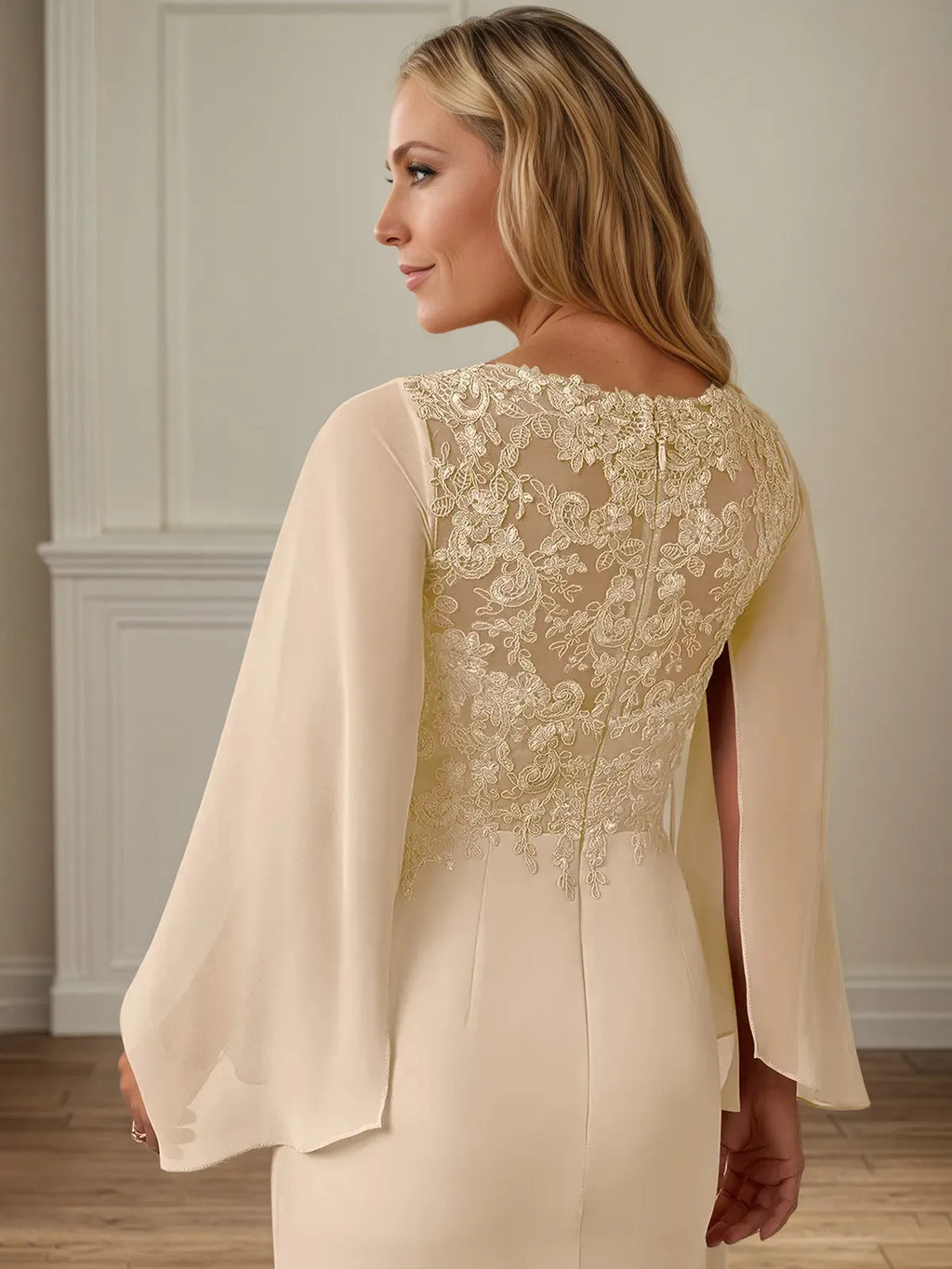 Etui/Kolumnen Chiffon V-Ausschnitt Langarm Bodenlanges Brautmutterkleid mit Applikationen
