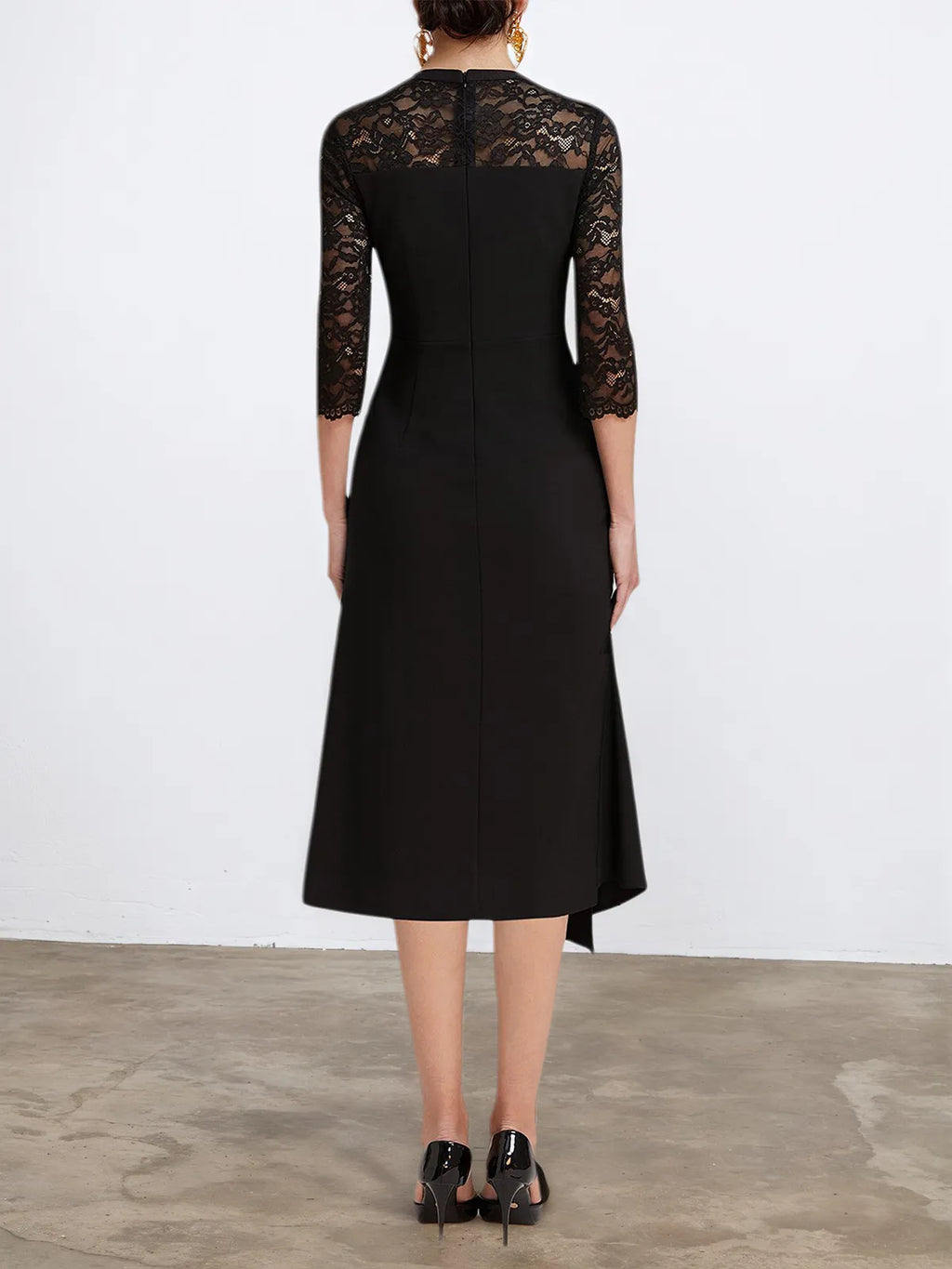 Robe midi ligne A en dentelle noire, col cœur, manches mi-longues