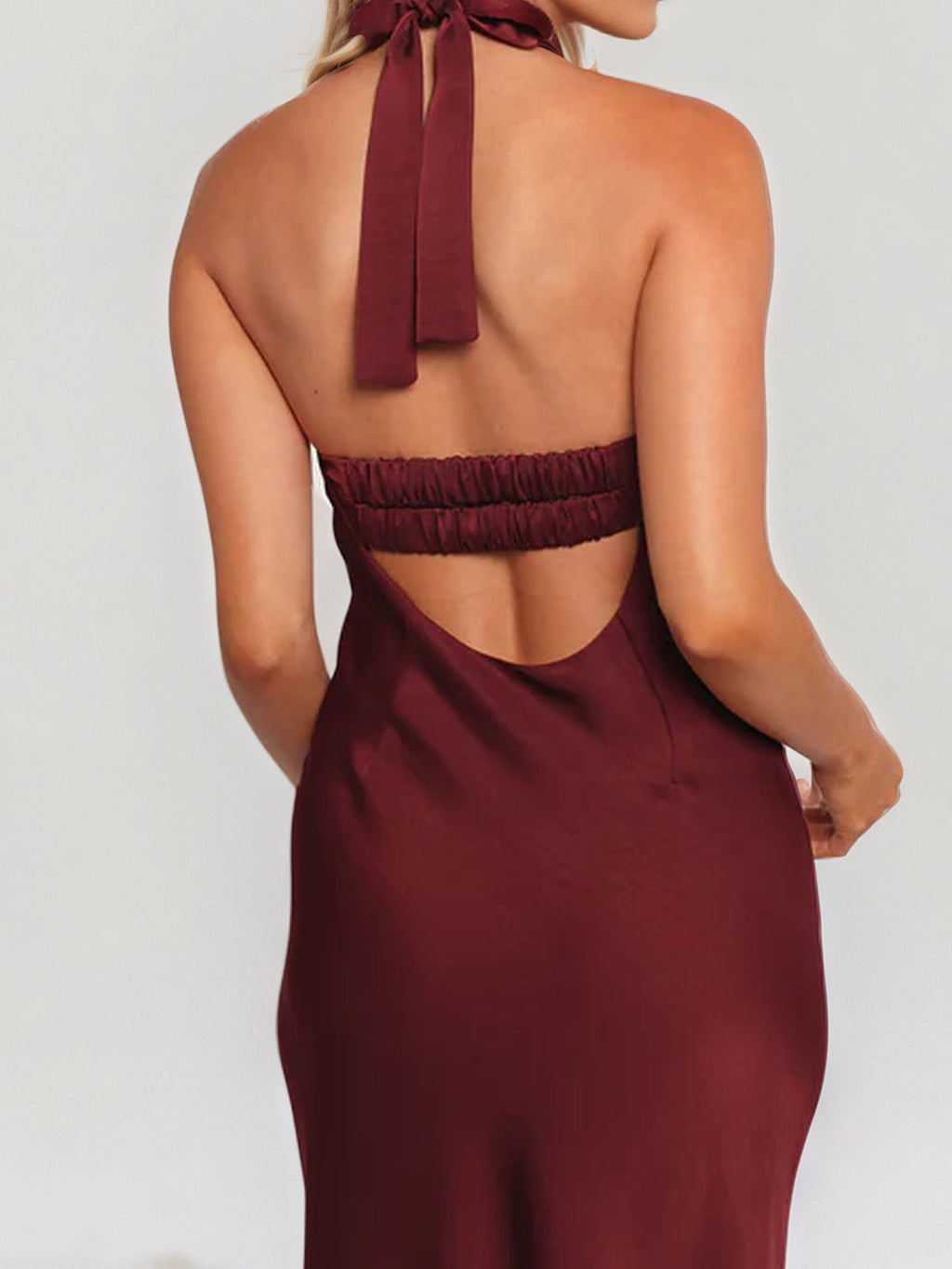 Pflaumenfarbenes Satin-Sheath/Säulen-Kleid mit Neckholder, ärmellos, knöchellang, Brautjungfernkleid