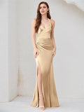 Champagner Satin Spaghetti-Träger ärmelloses bodenlanges Kleid mit hohem Schlitz