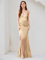 Champagner Satin Spaghetti-Träger ärmelloses bodenlanges Kleid mit hohem Schlitz