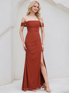 Vestido de dama de honra vermelho alaranjado, chiffon, evasê, ombro a ombro, sem mangas, comprimento até o chão