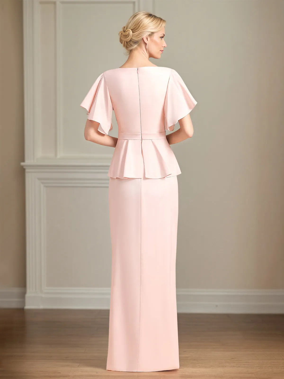 Vestido largo de madre de la novia de gasa con escote en V, mangas cortas y volantes plisados