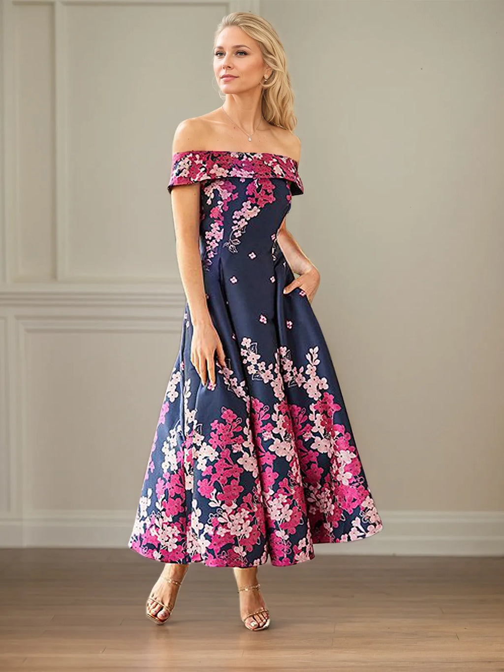 A-Linien schulterfreies knöchellanges Satin-Kleid mit floralem Muster, Mutter der Braut