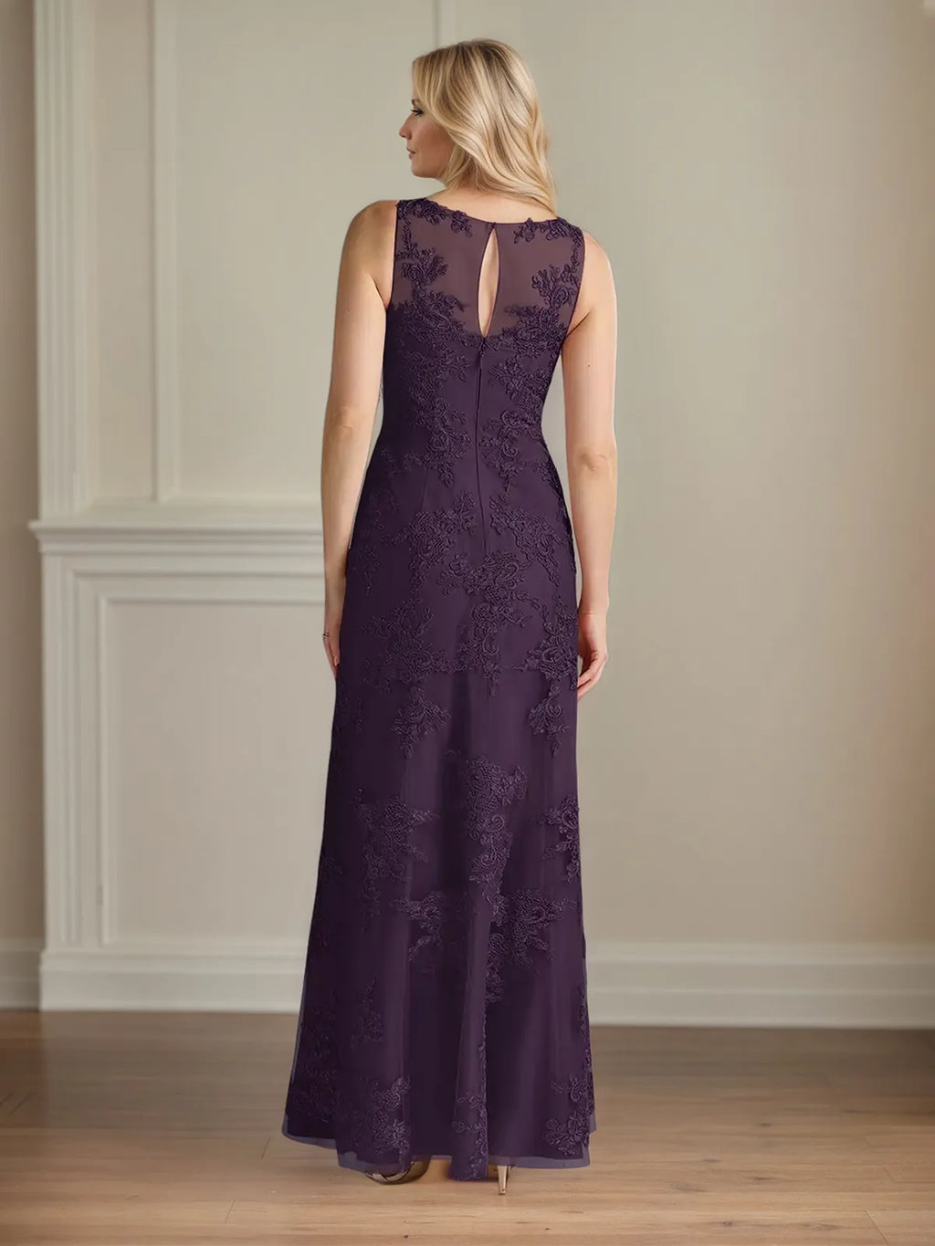 Trompeten-/Meerjungfrauen-Chiffon-Kleid mit Rundhalsausschnitt, Cape-Ärmeln und bodenlang